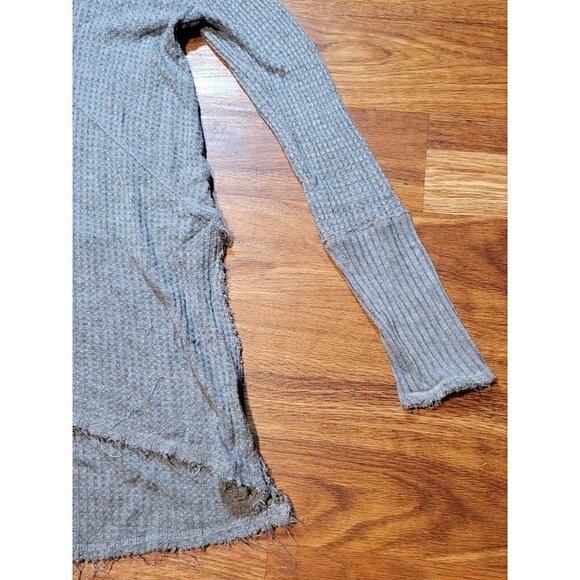 Free People Waffle Knit Sweater Gray Flowy Long Sleeve Boho Pullover Blouse Sz M - Picture 2 of 4